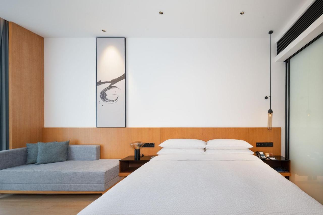 Executive, Guest room, 1 King