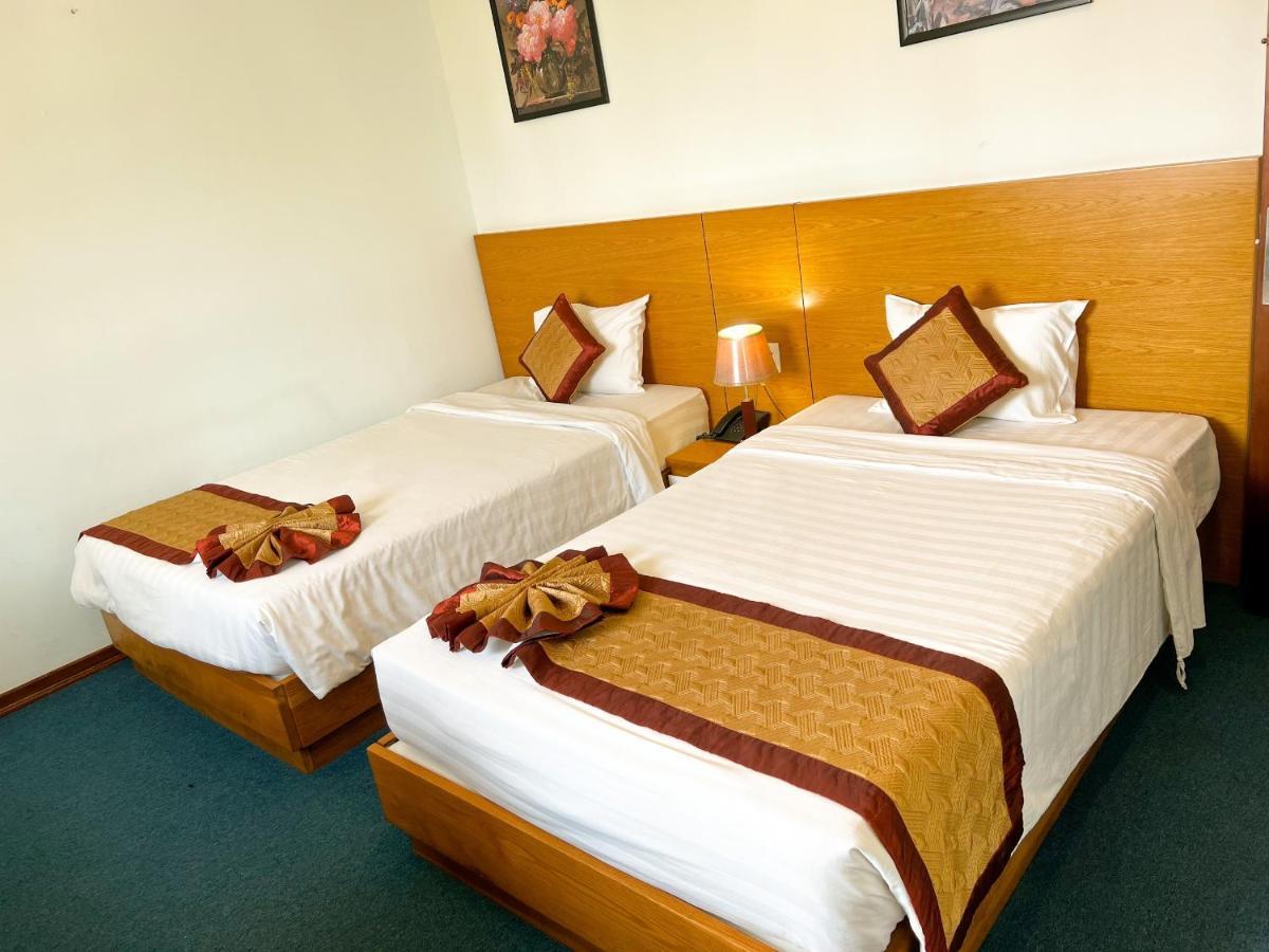Twin Room with City View