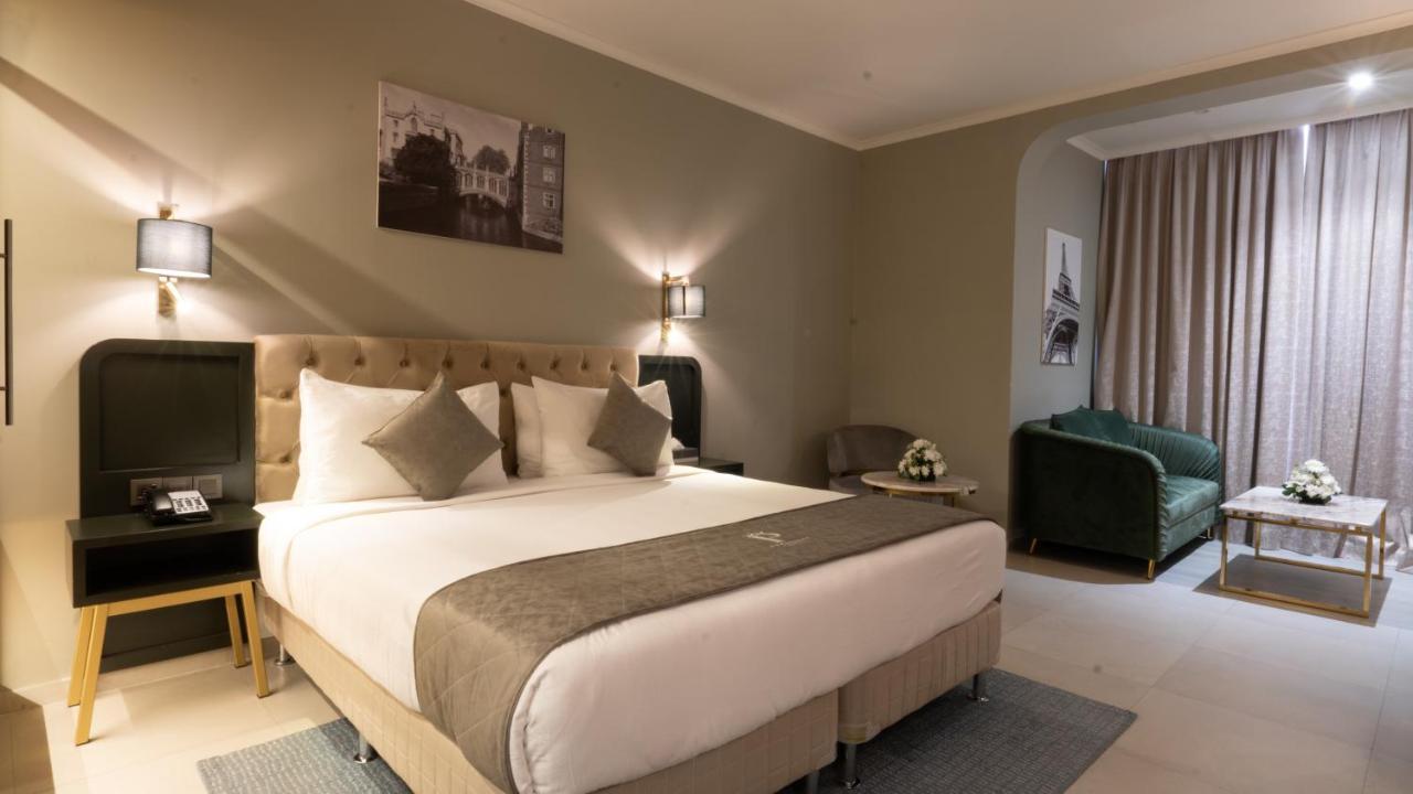 Junior Suite,1425162486:JPEG