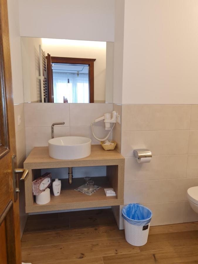 Familienzimmer mit Balkon
