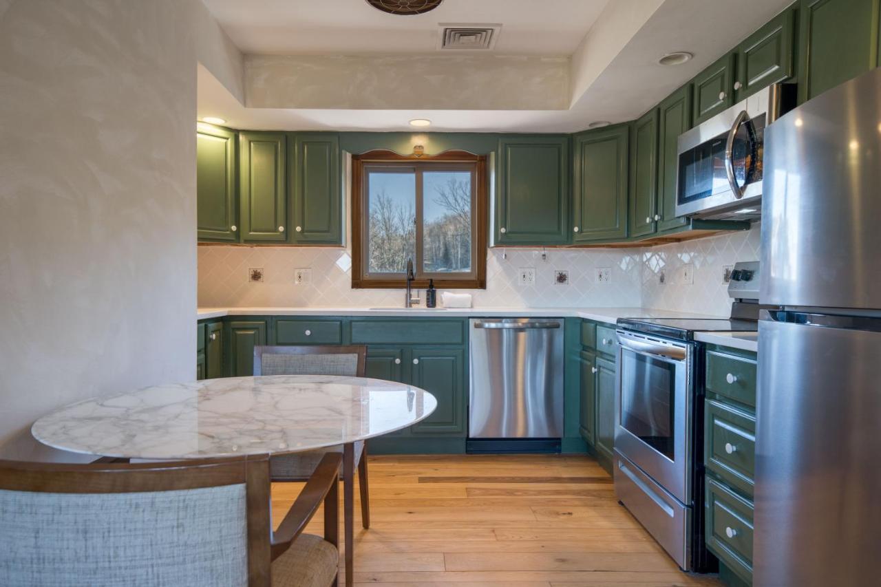 Superior King Suite