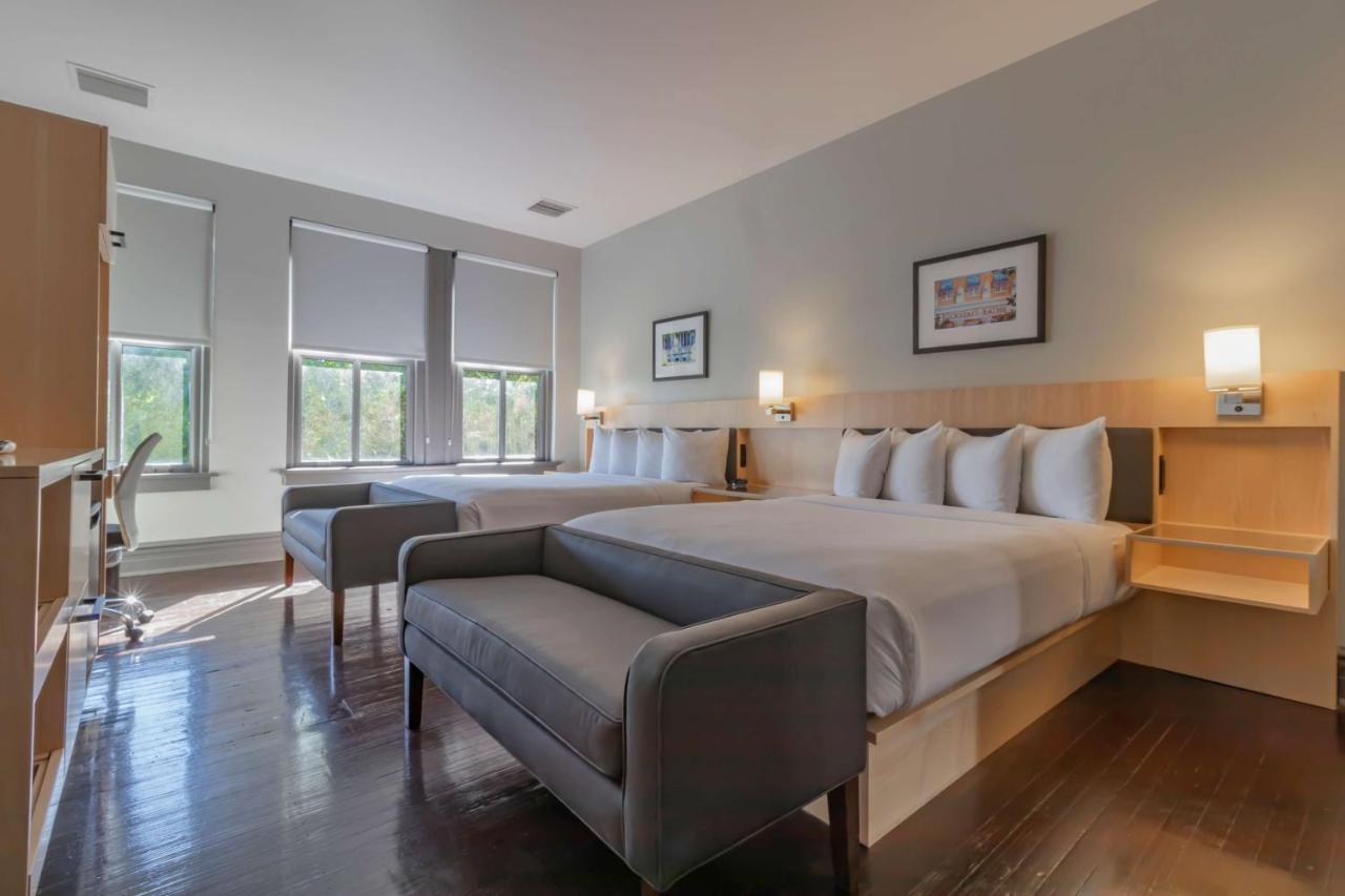 Queen Room with Two Queen Beds