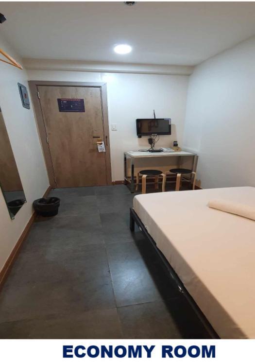Economy Single Room