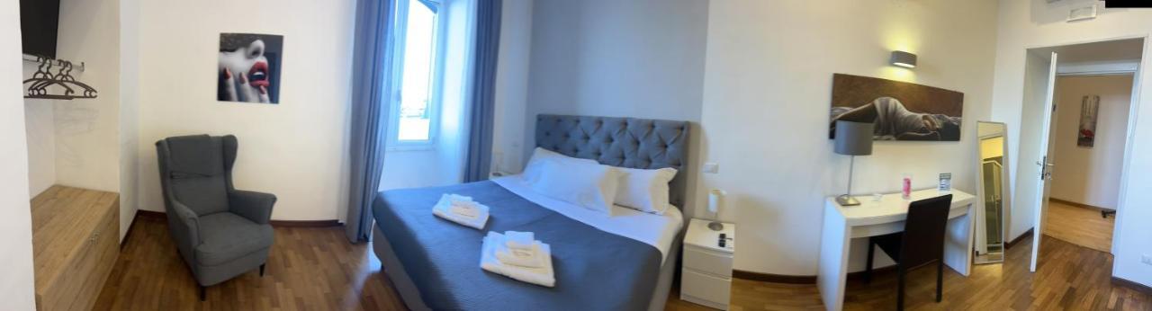 Chambre Double Deluxe - Vue Latérale sur Mer