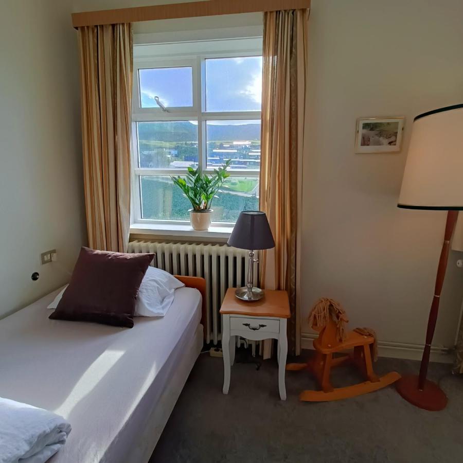 Basic Triple Room