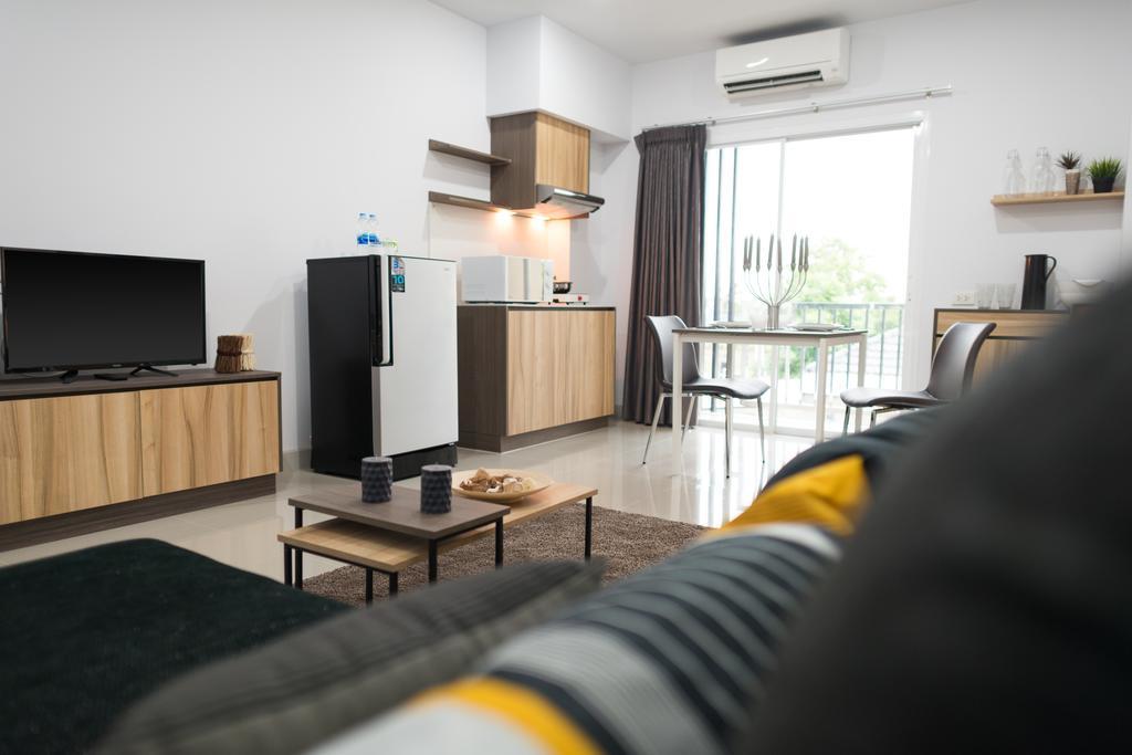 One-Bedroom Suite