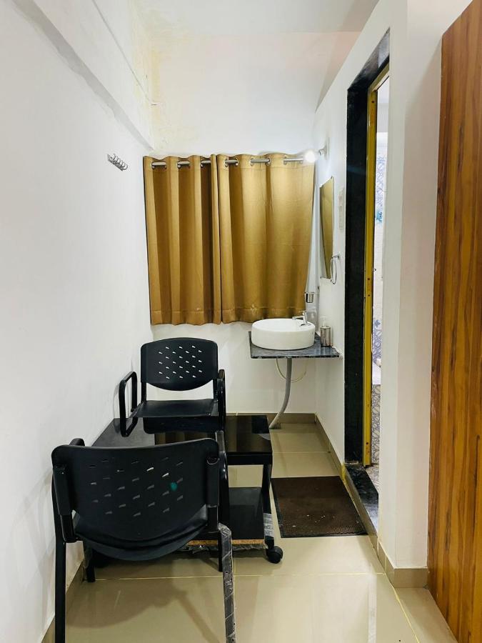 Deluxe Room,1429138192:JPEG