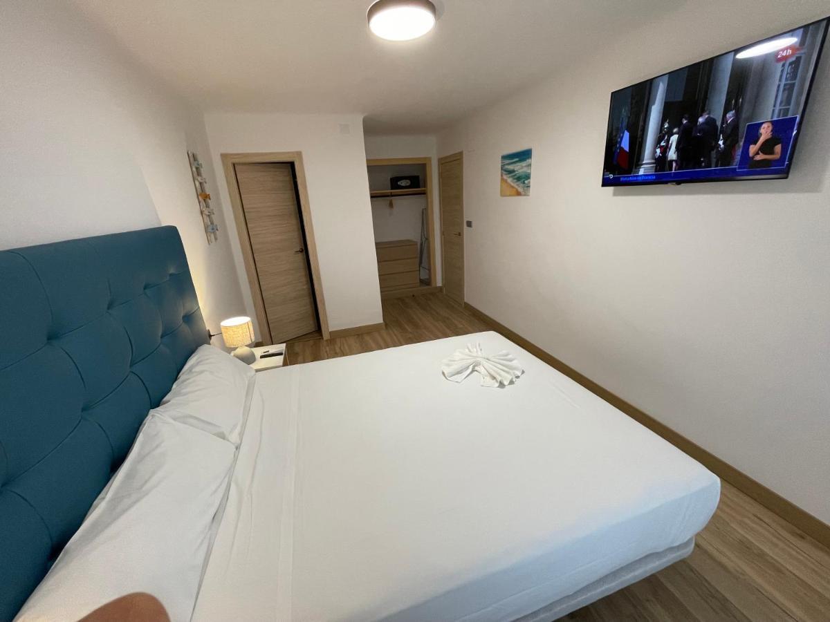 Studio Apartment with Sea View