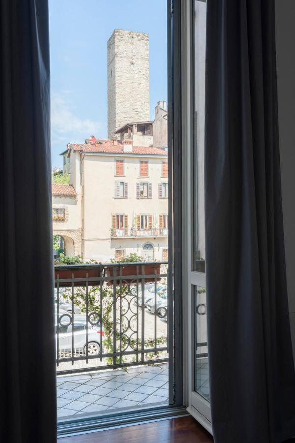 Apartamento con balcón