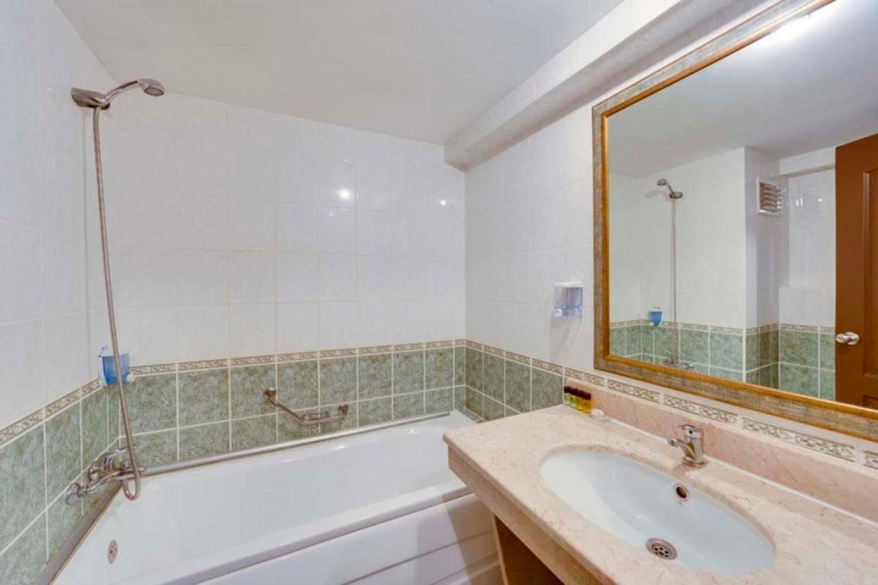 Economy Double or Twin Room