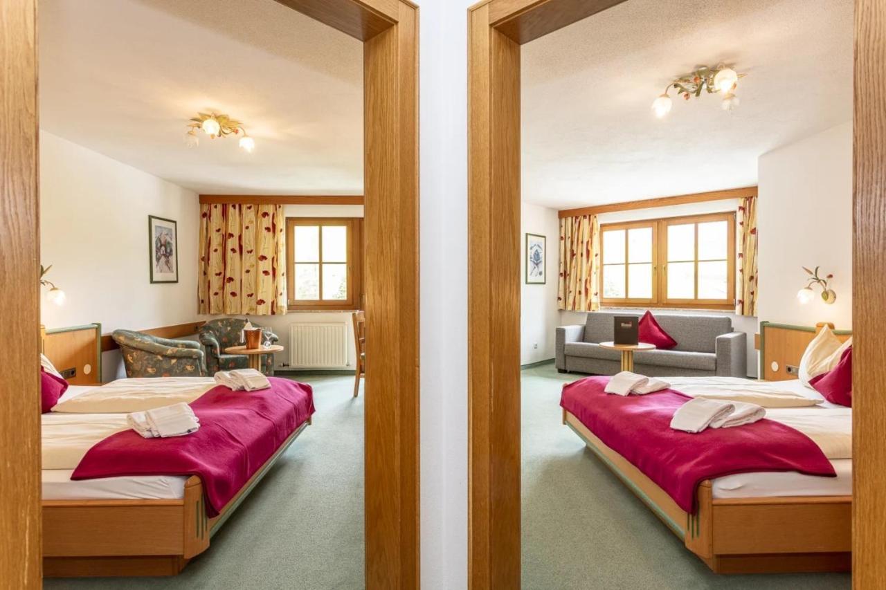Familienzimmer mit Balkon