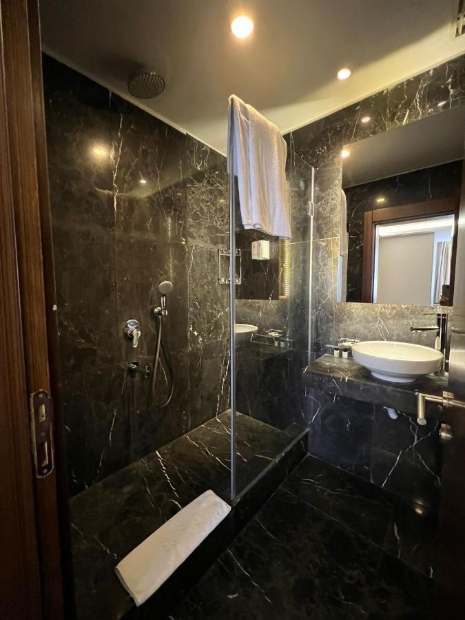 Two-Bedroom Suite,1430629234:JPEG