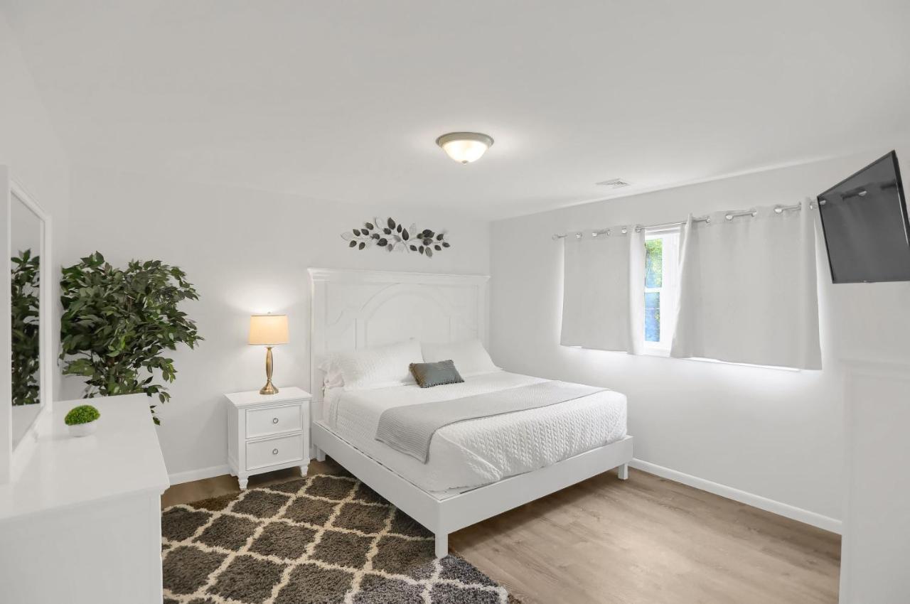 Deluxe Family Suite