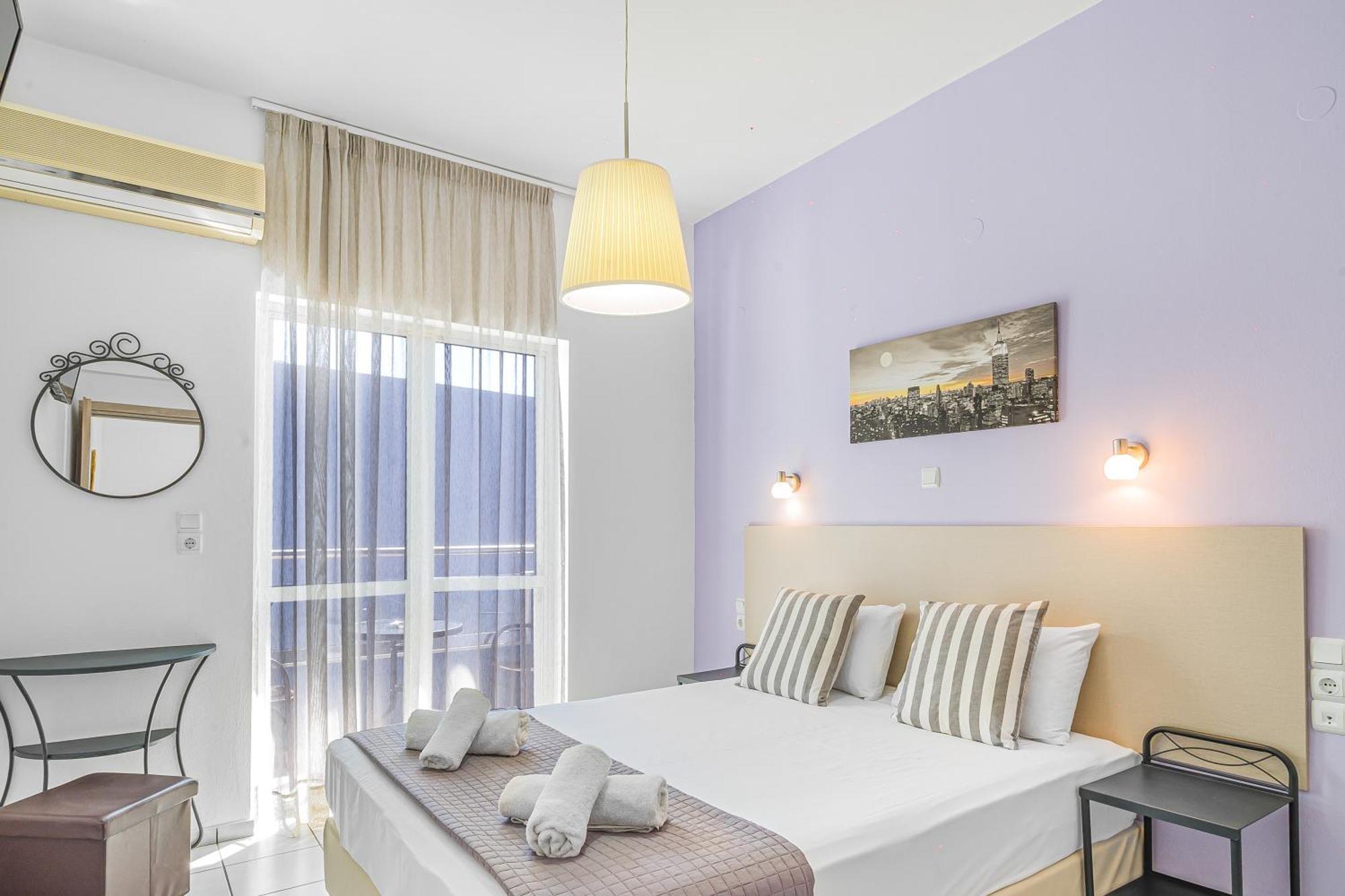Superior One-Bedroom Apartment