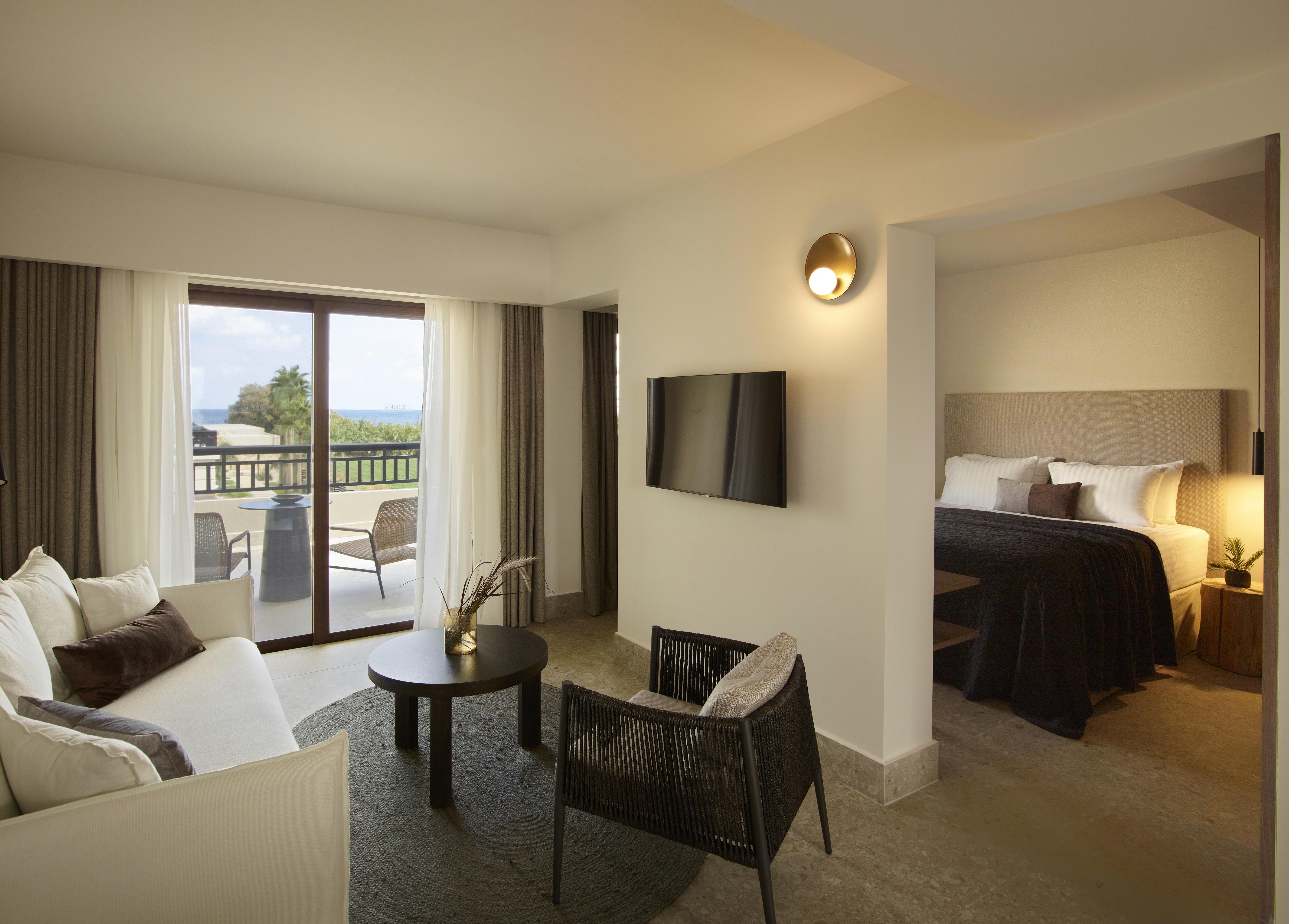 Deluxe Side Sea View