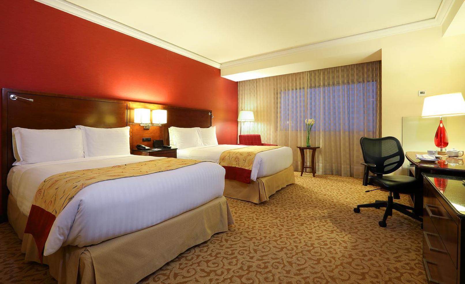 Deluxe Room, 2 Double Beds, City View