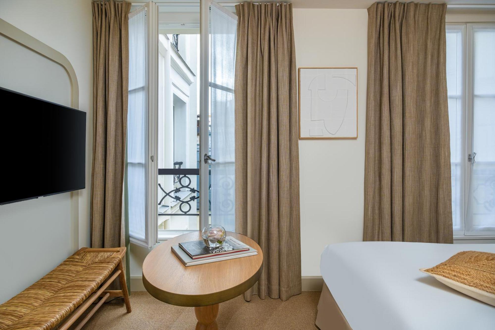 2 Double Rooms next to each other