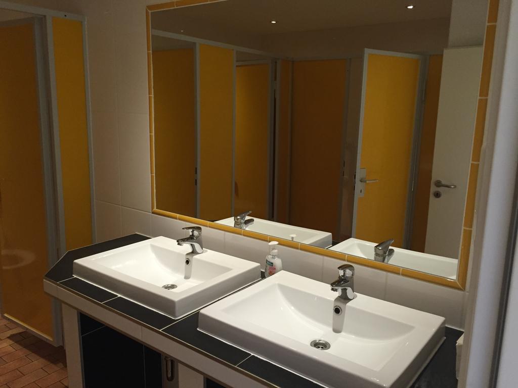 Single Room with Shared Toilet
