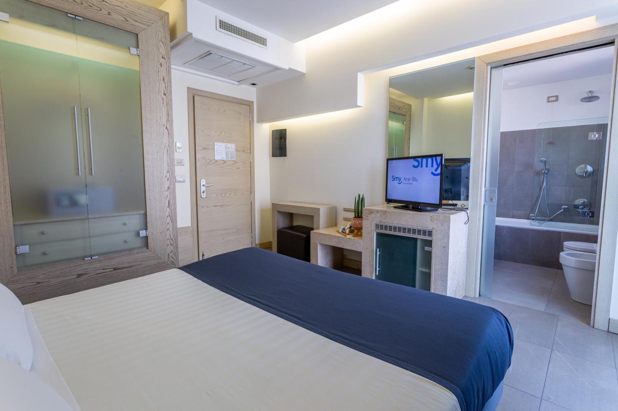 Single Room with Balcony