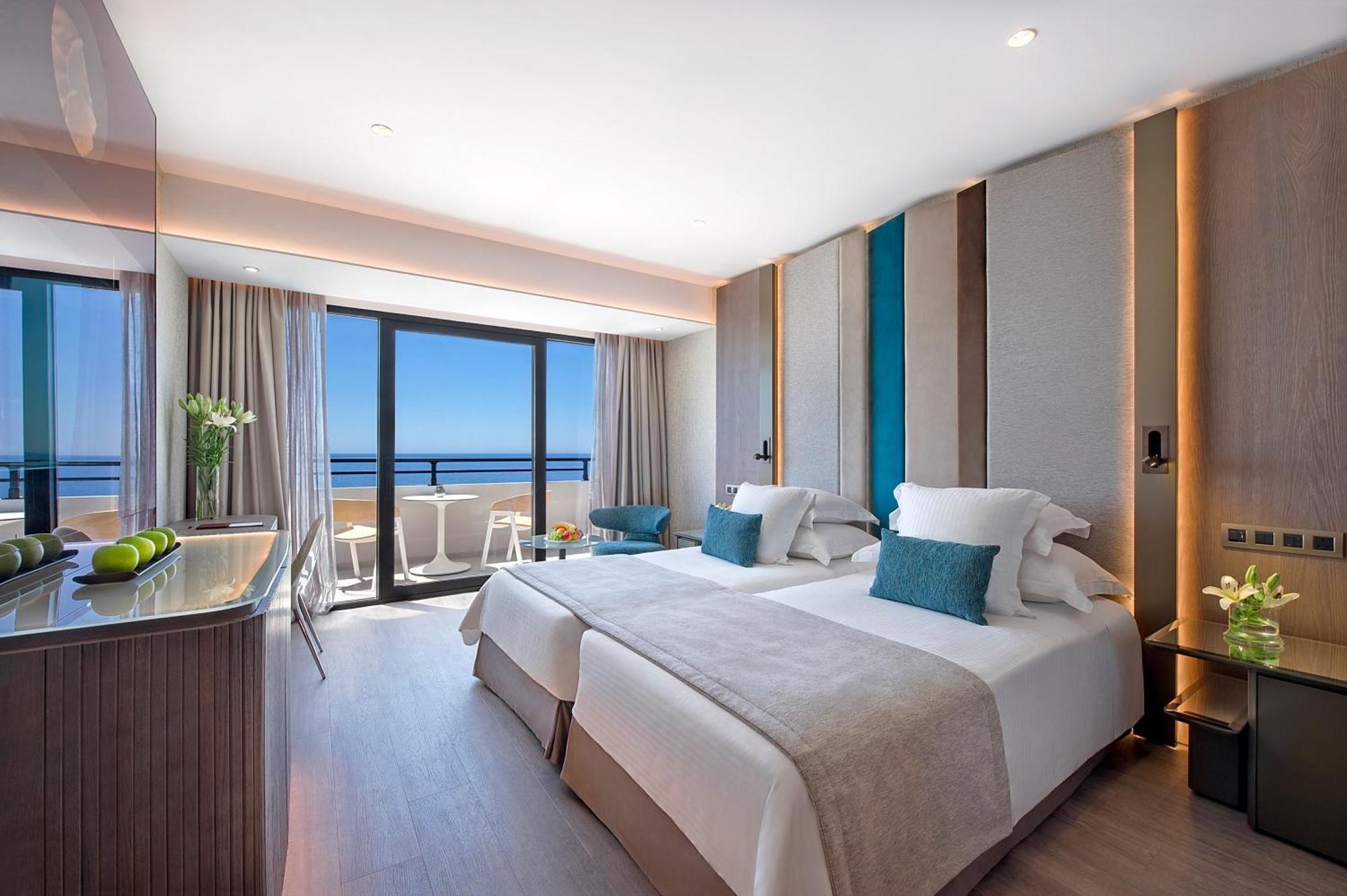 Family Room Plus with Sea View (2 Adults + 3 Children),1330725416:JPEG