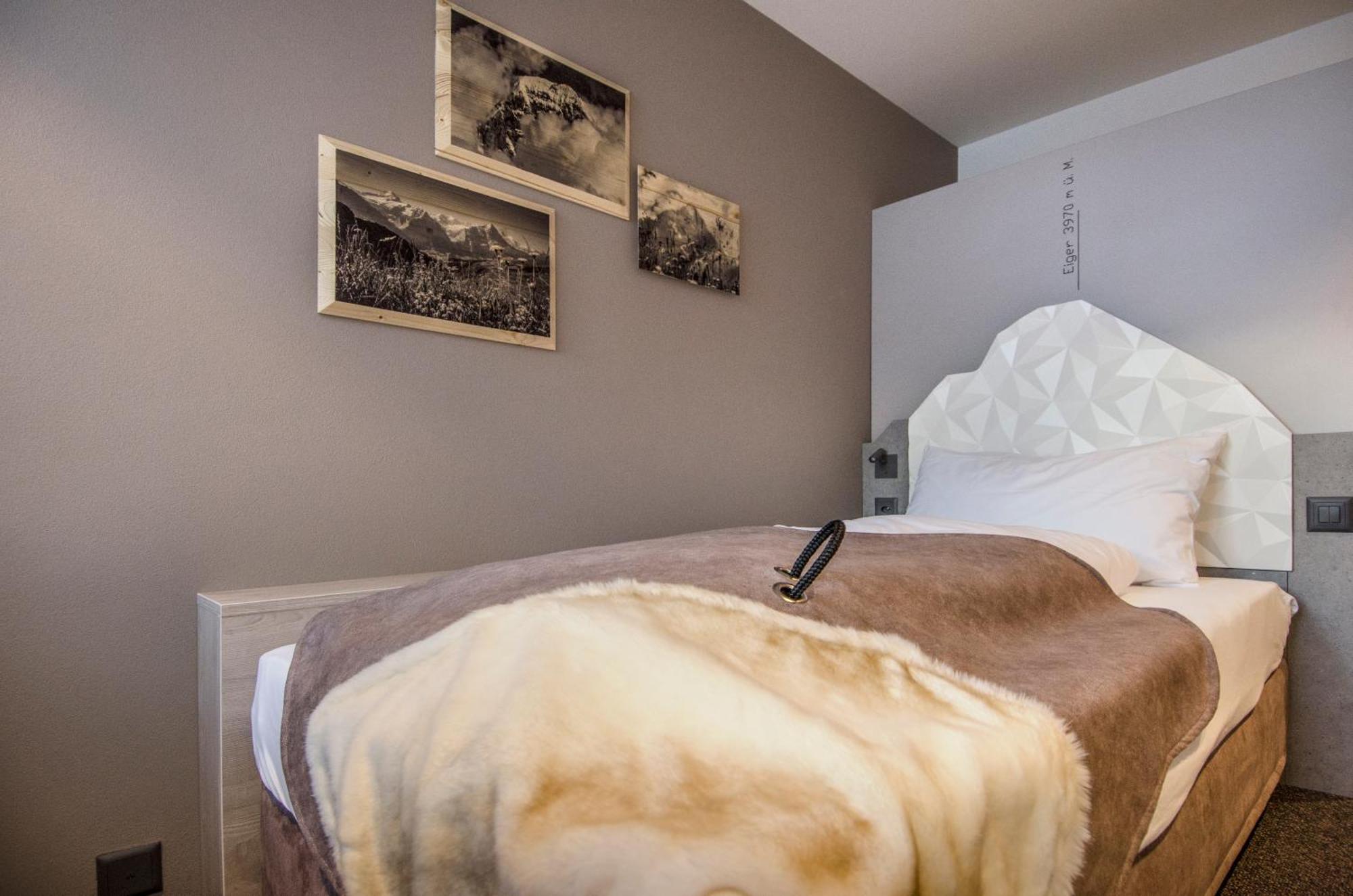Modern Single Room