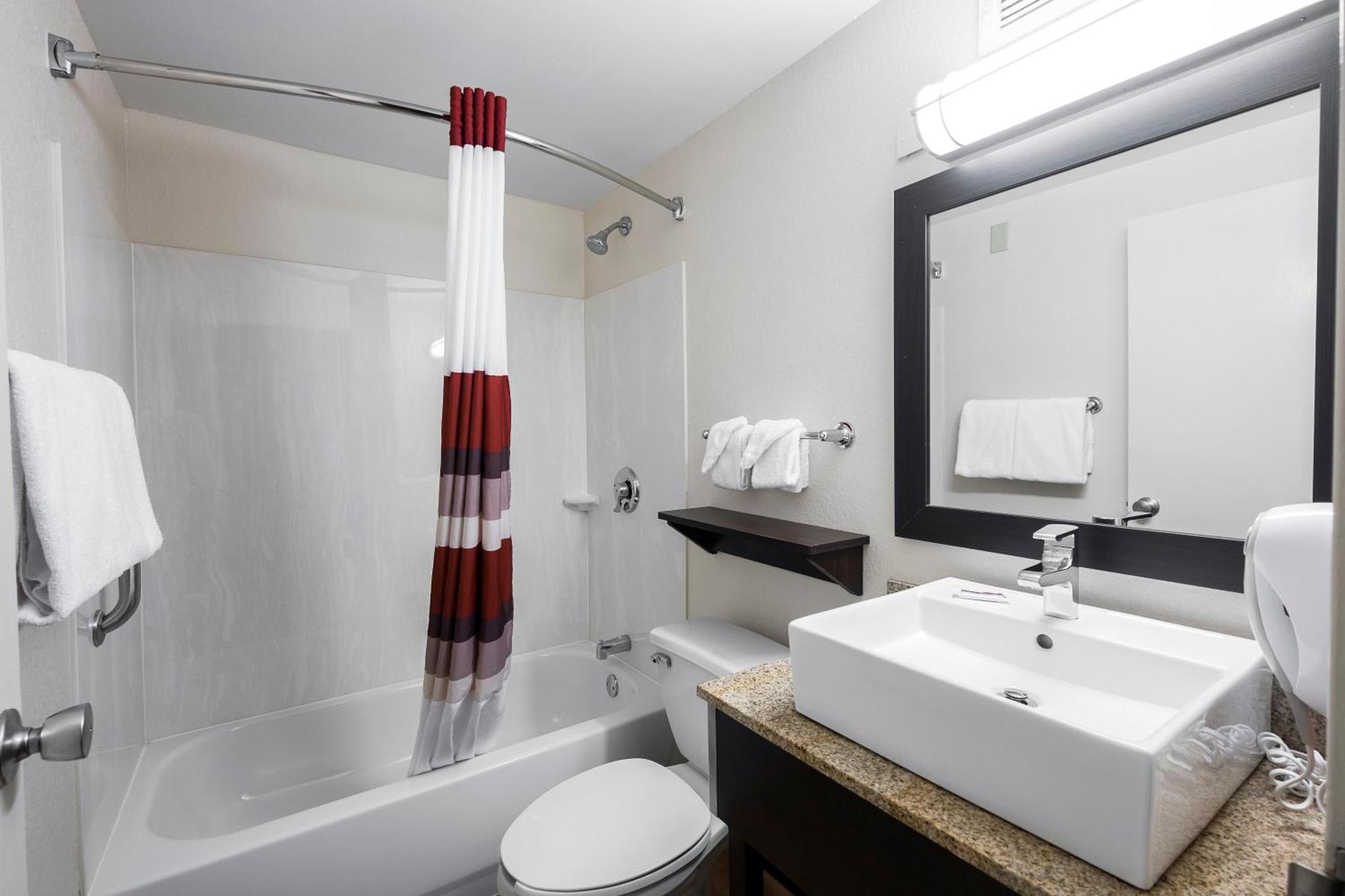 Premium King Room Smoke Free (Upgraded Bedding and Snack Box)