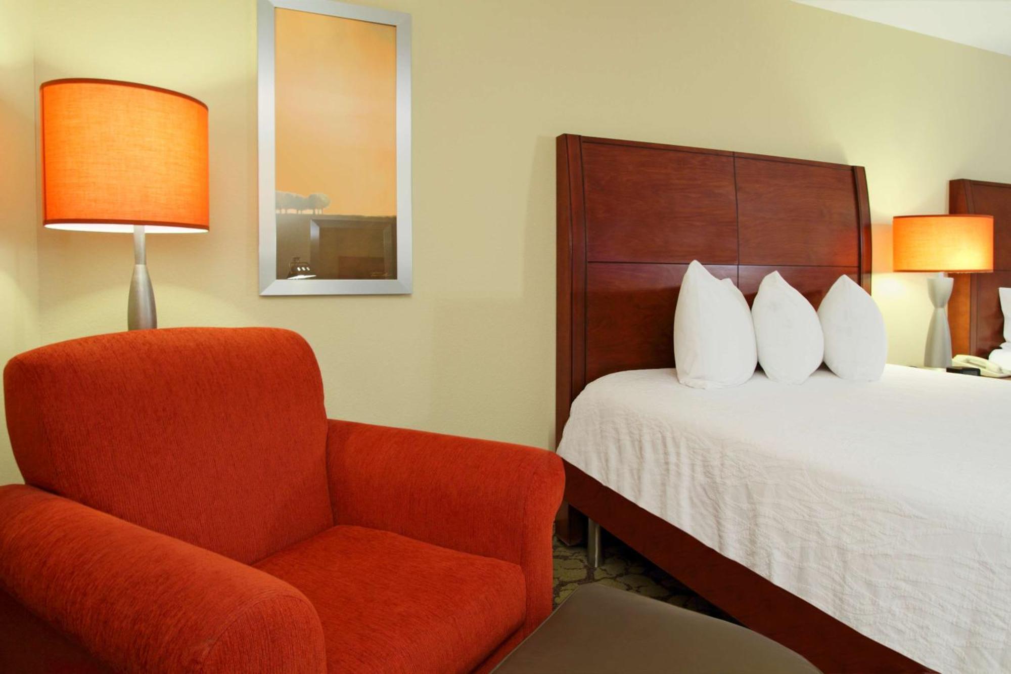 Habitación adaptada para personas con discapacidad/discapacidad auditiva y equipada con bañera - Cama extragrande