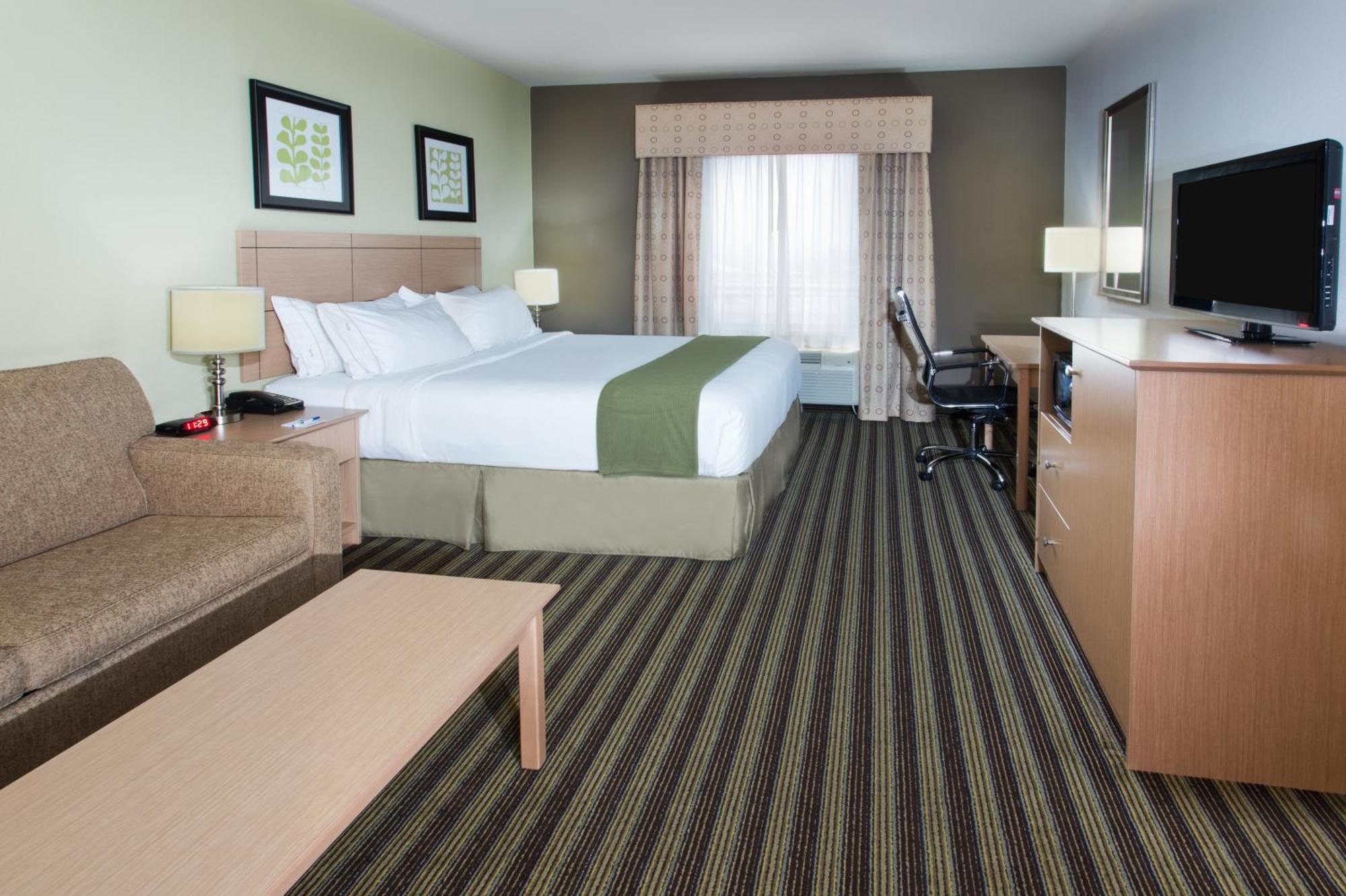 Standard King Room