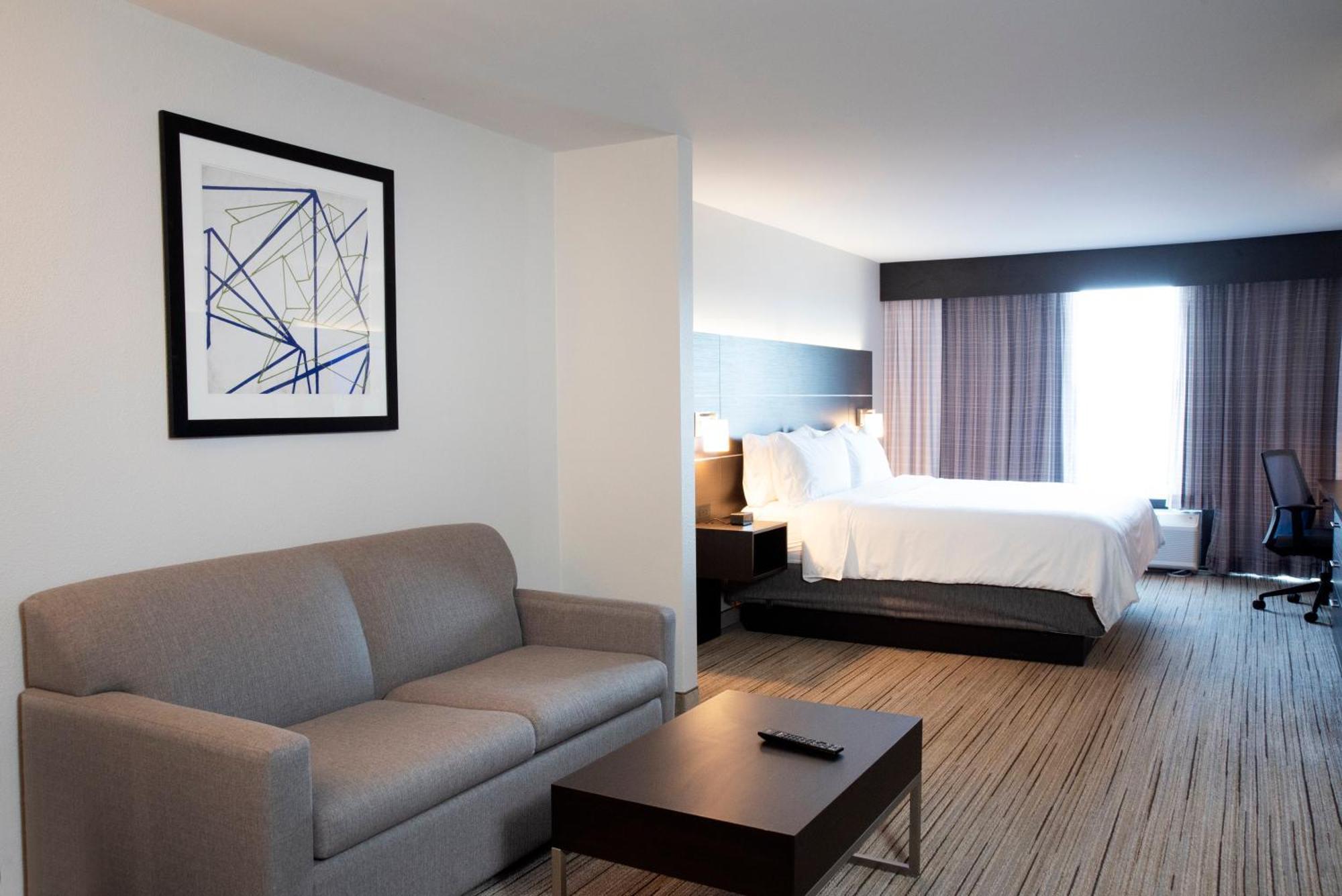 King Suite with Sofa Bed
