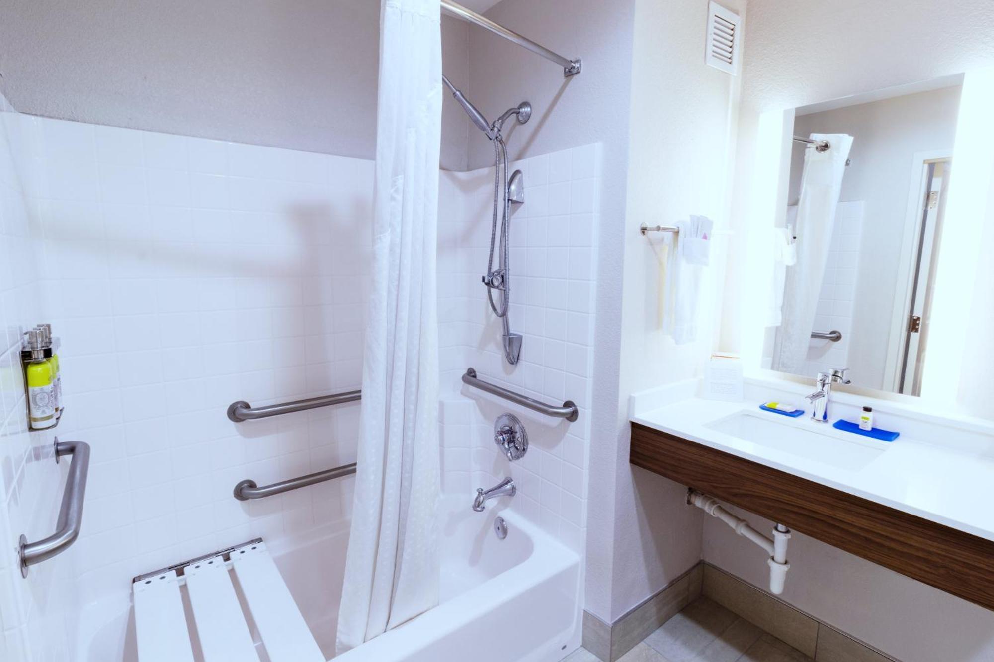 Suite - Only Hearing Accessible