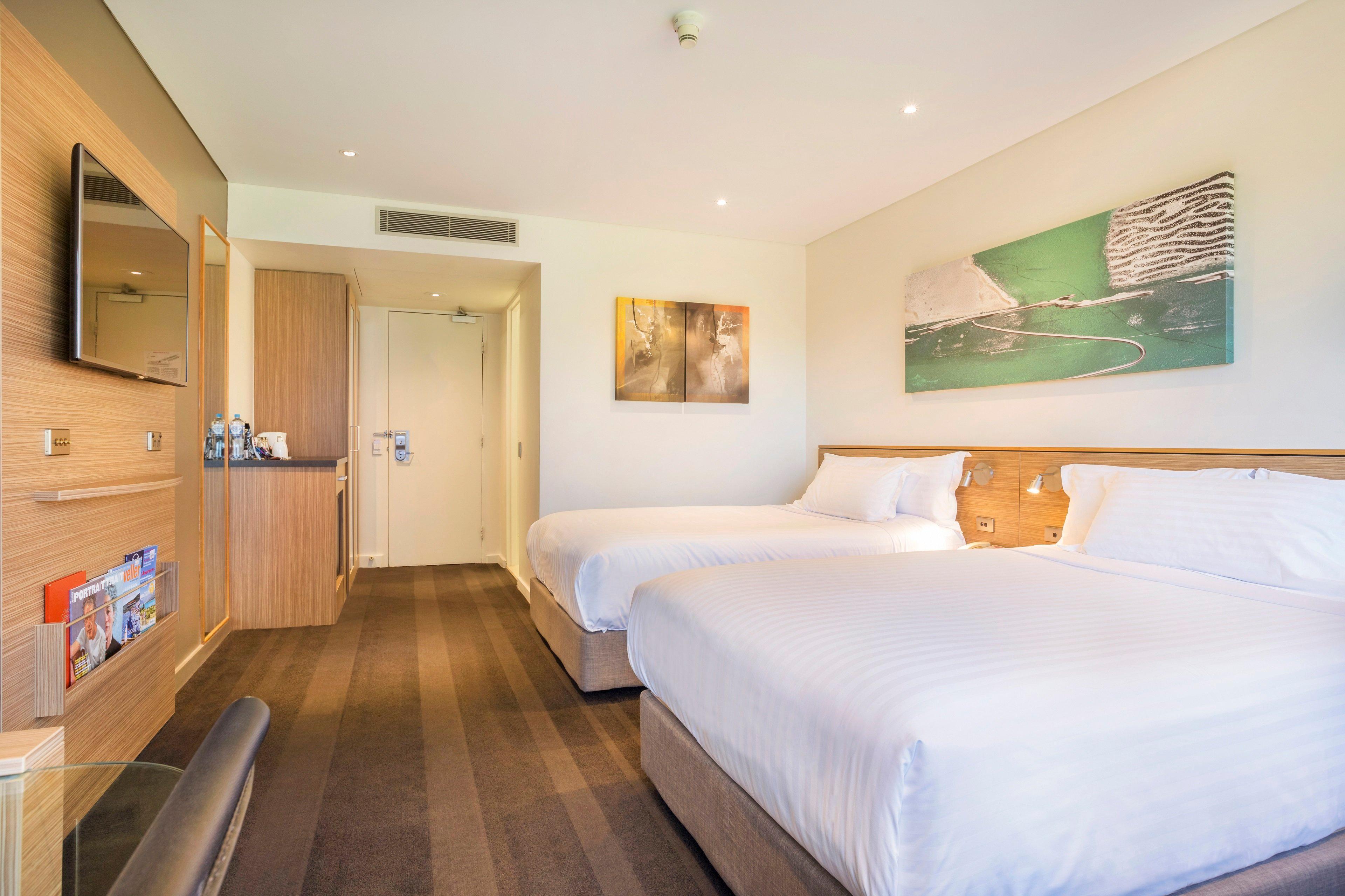 Standard Room,1535354104:JPEG