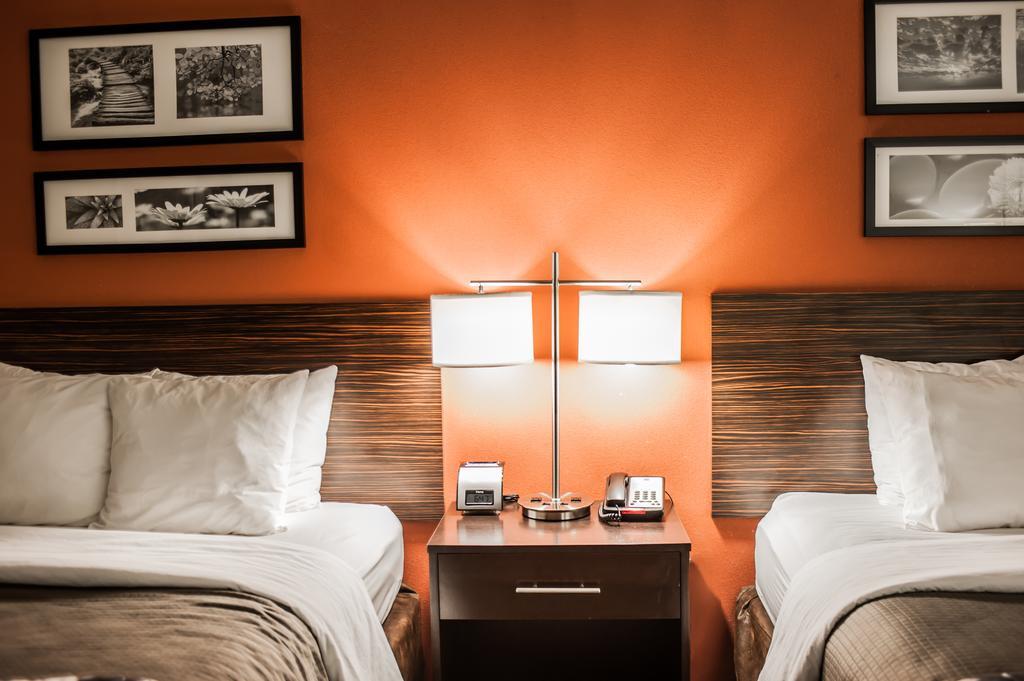 Queen Room with Two Queen Beds - Non-Smoking