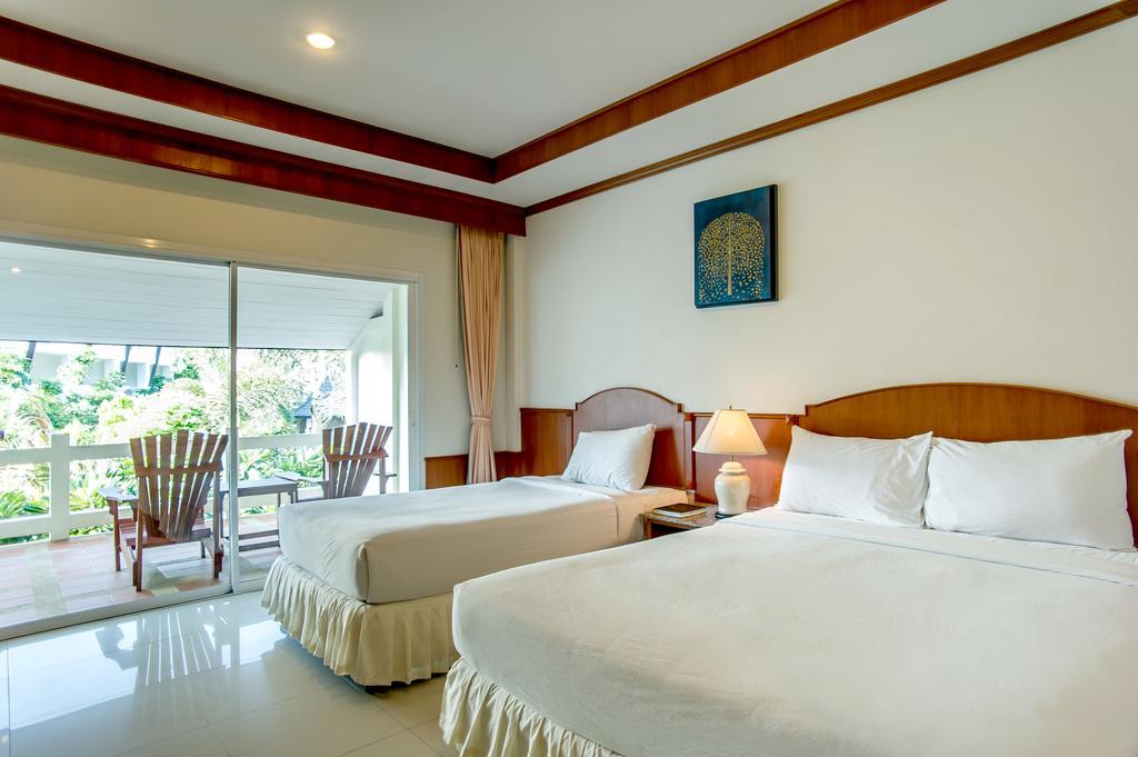 Superior Hotel Leela