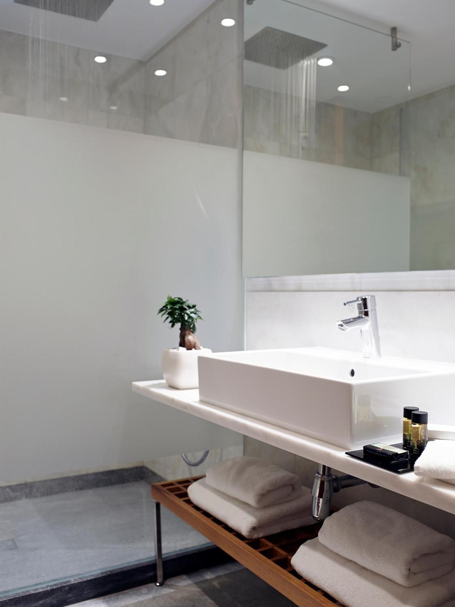 Premium Triple Room
