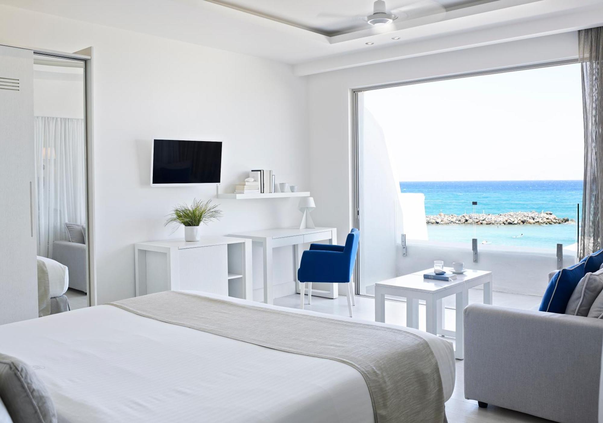 Island Suite Seafront