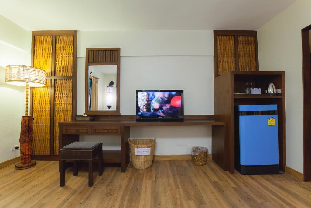 Grand Lanna Twin Room