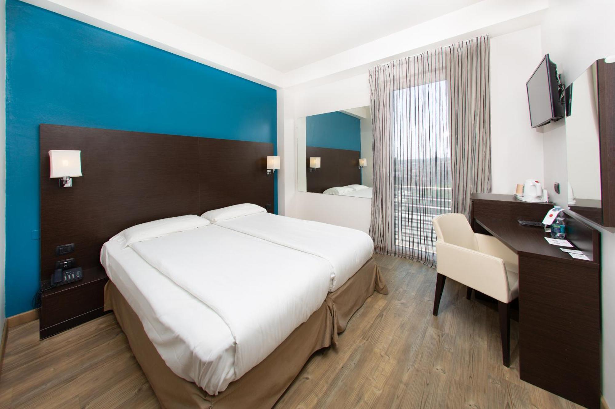 Double Room with Lake View