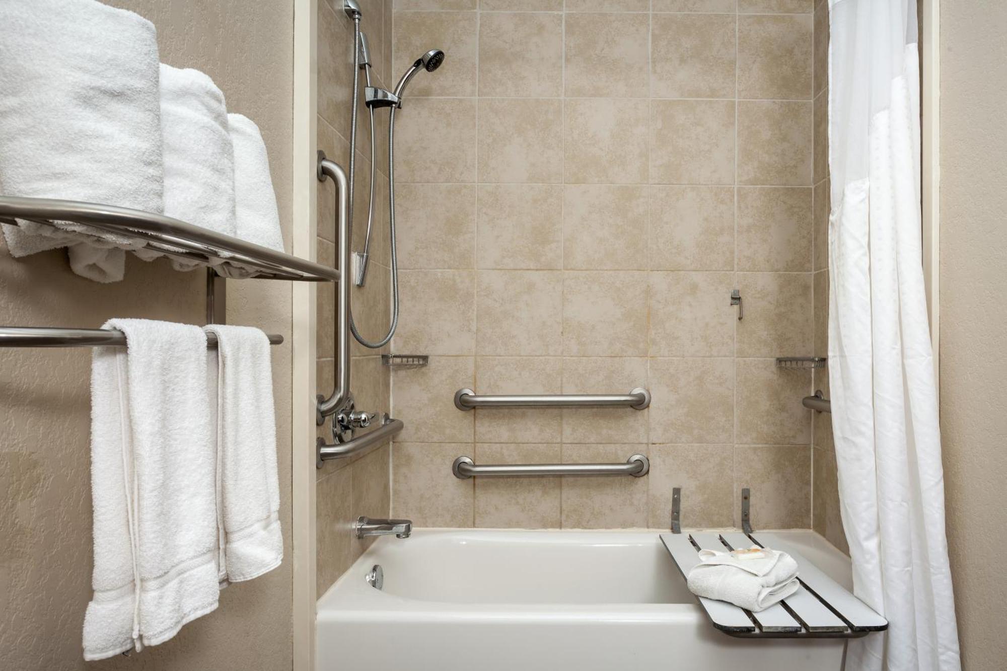 Habitación Estándar con bañera adaptada para personas con discapacidad - Cama extragrande