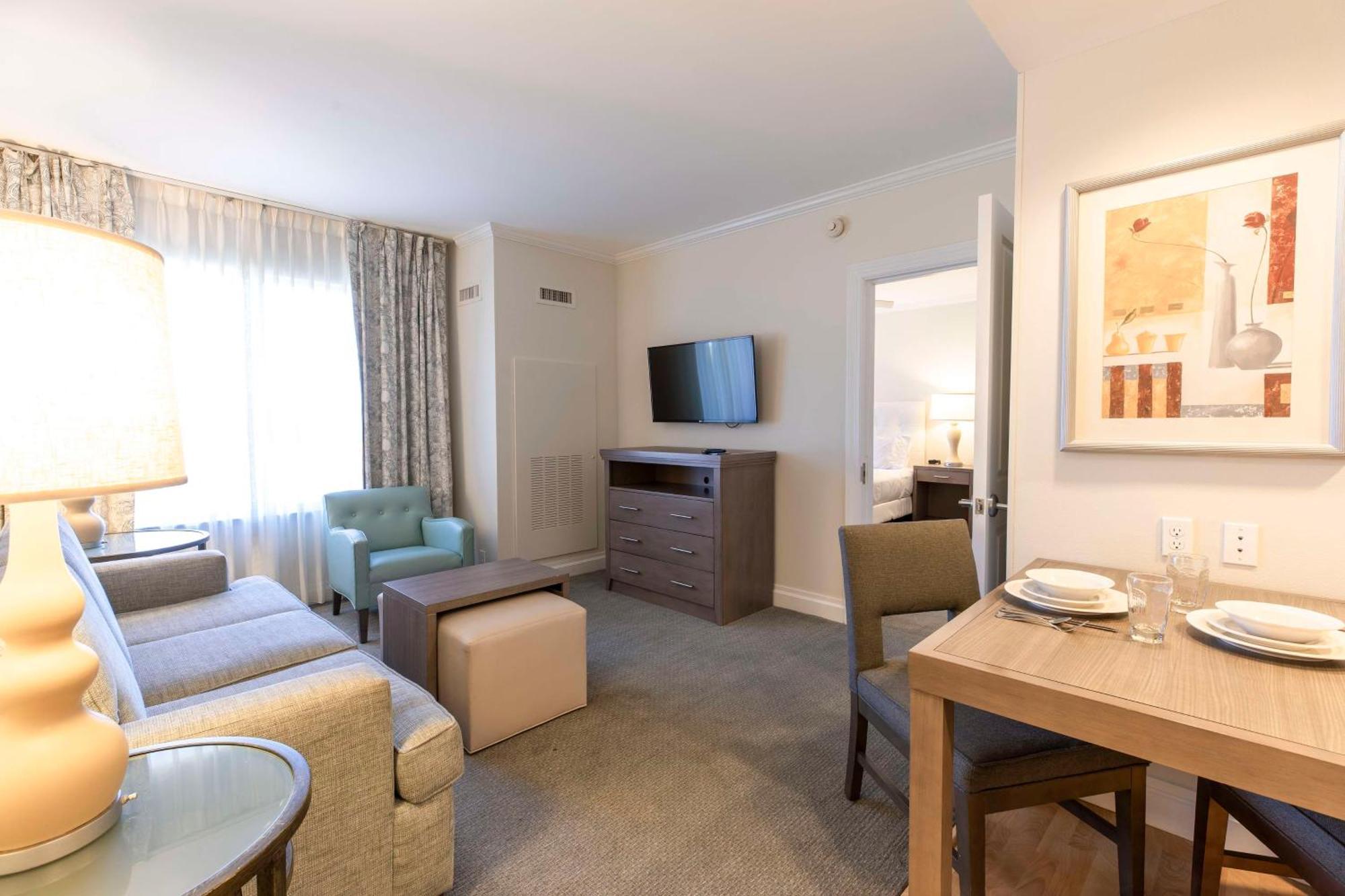 Two-Bedroom Suite - Non-Smoking