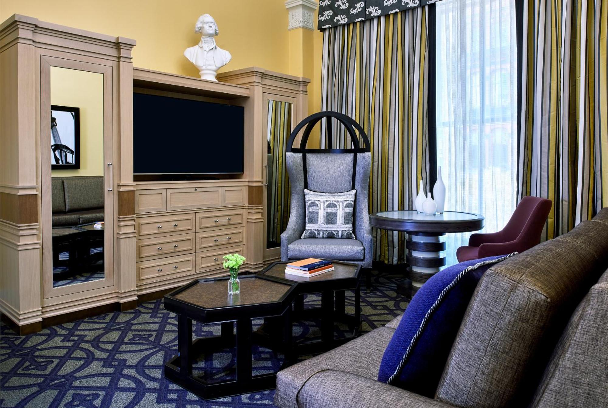Mediterranean King Suite