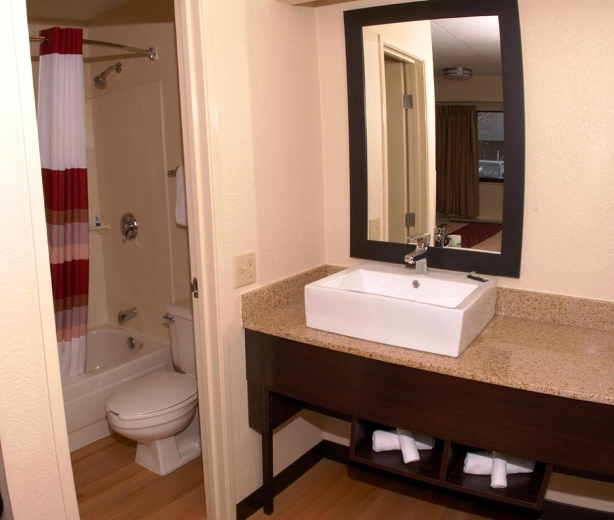Standard King Room Disability Access Smoke
