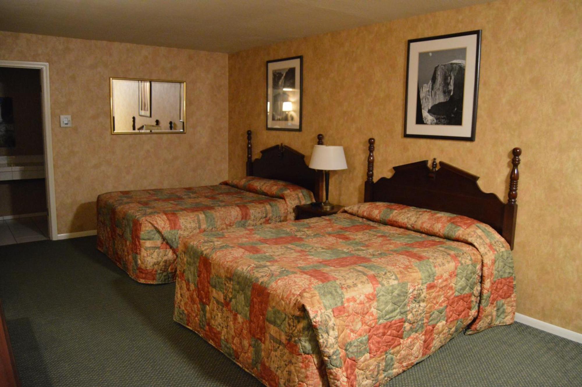 Chambre avec 2 Grands Lits Queen-Size