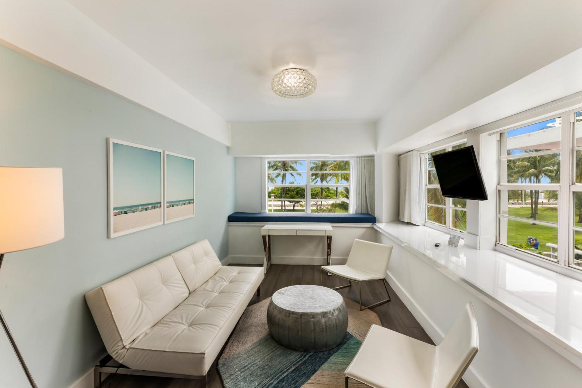 Ocean Corner Suite with King Bed,1439424553:JPEG