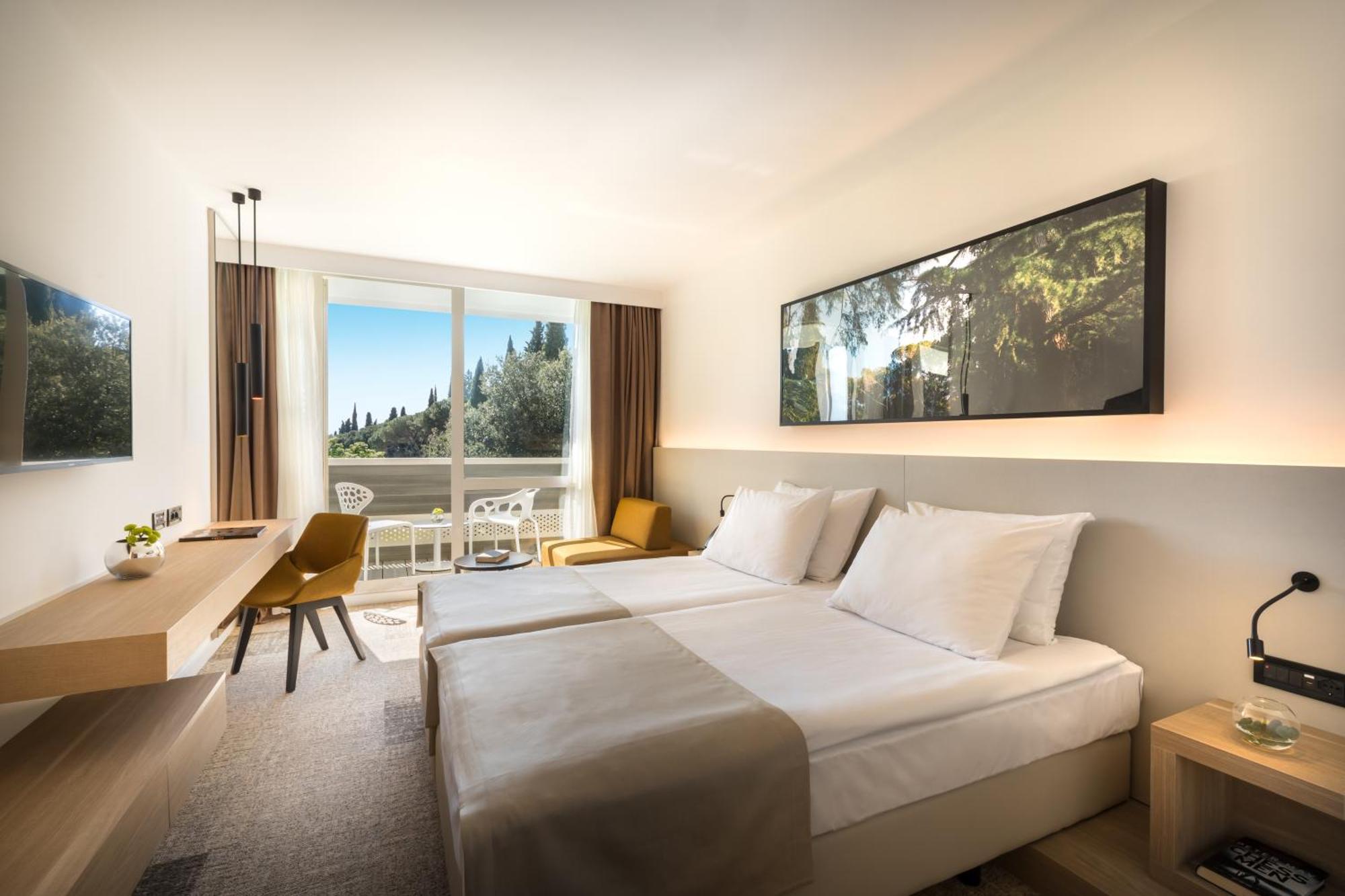 Superior Twin Room Extra Bed