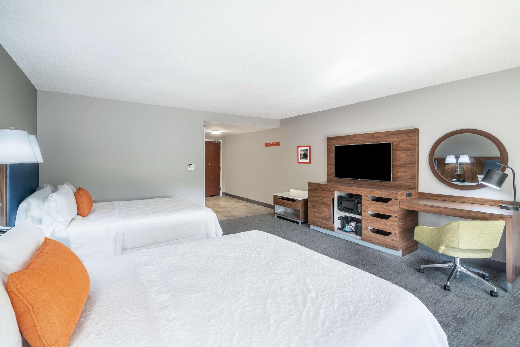 Room with Two Queen Beds - Non-Smoking