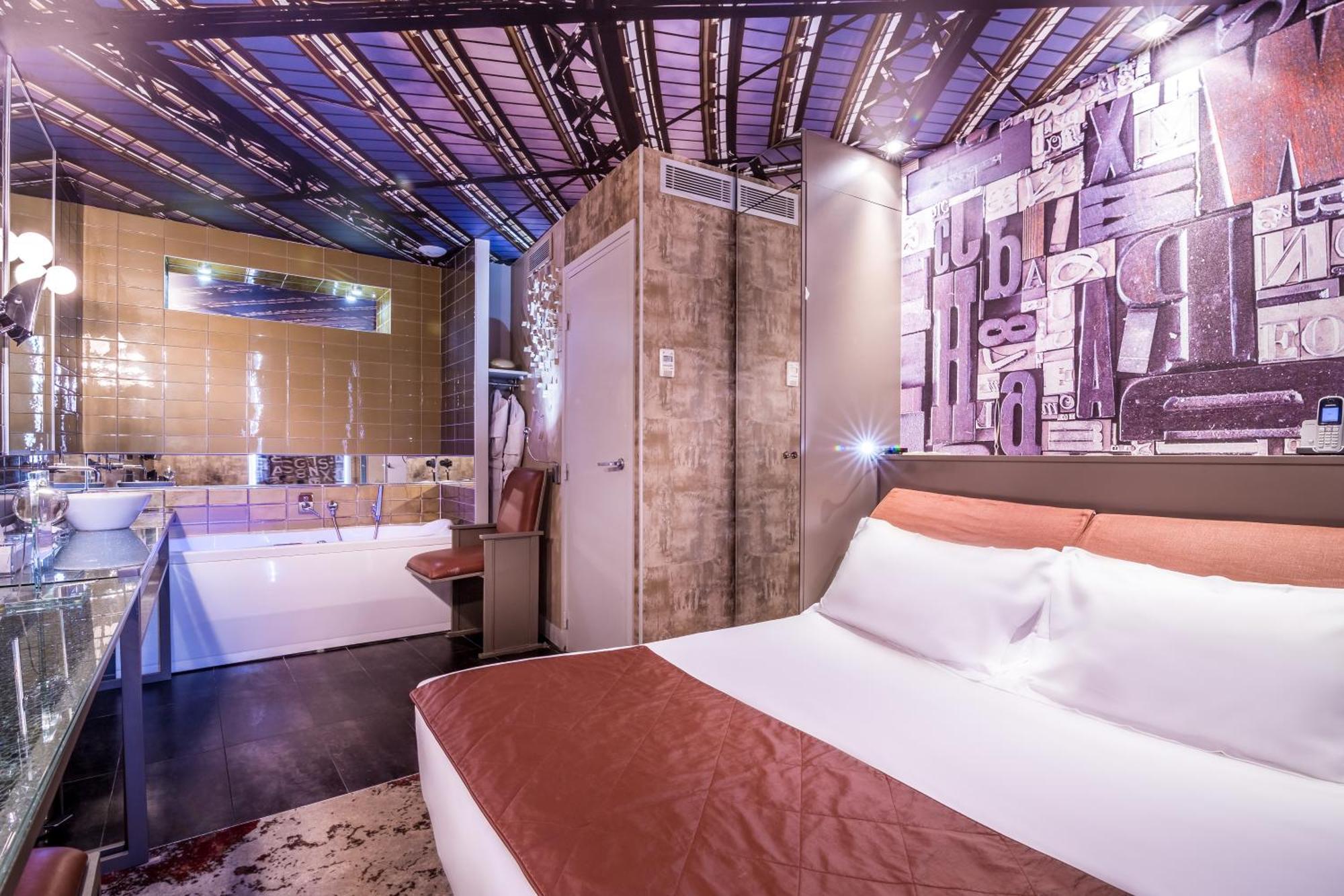 Balneo Double Room Chromotherapy Bath