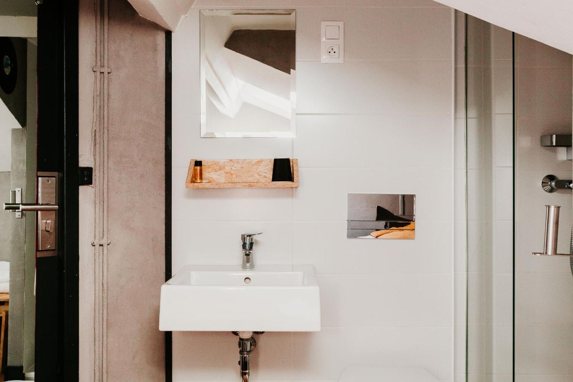Economy Single Room