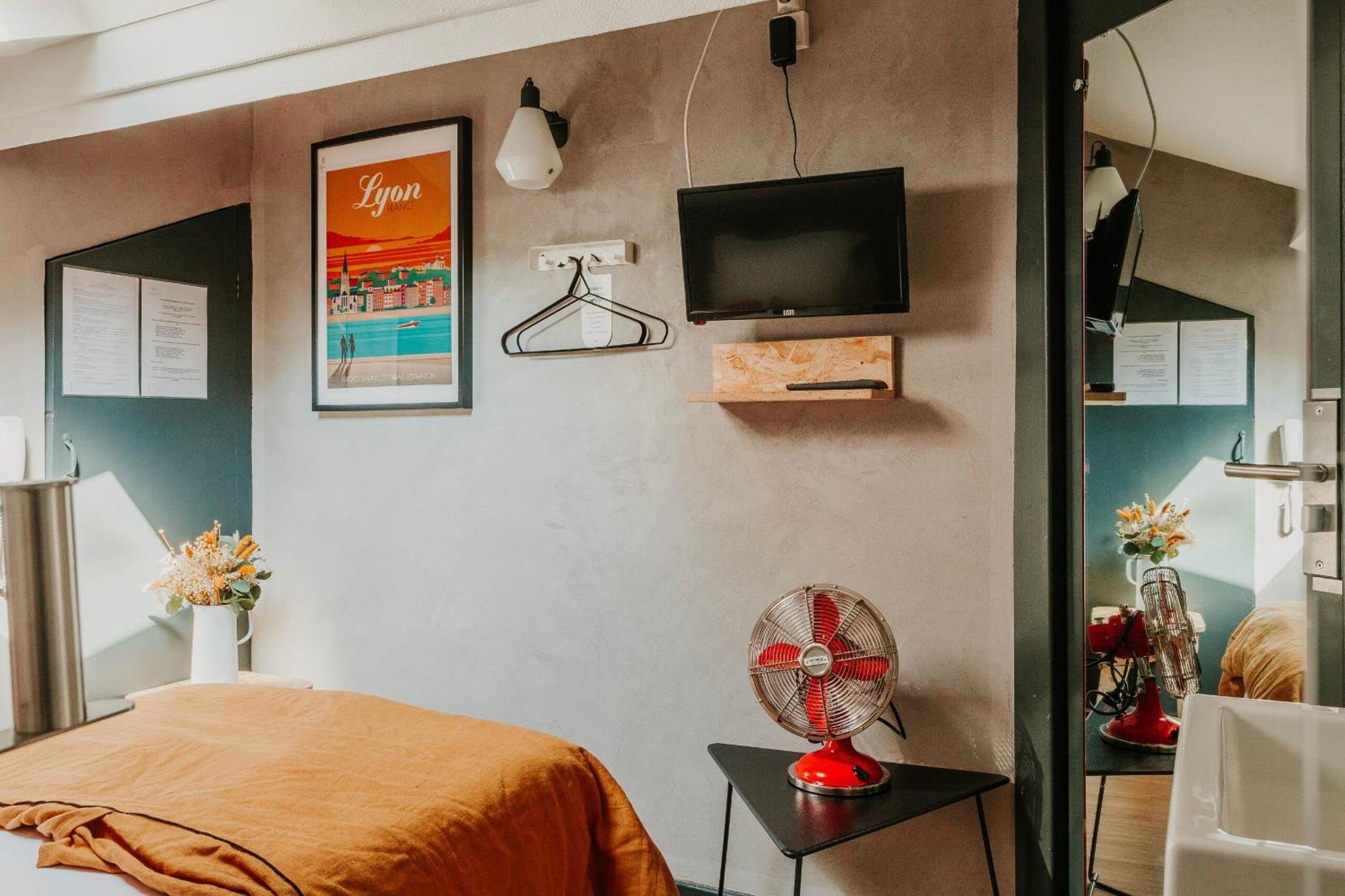 Economy Single Room