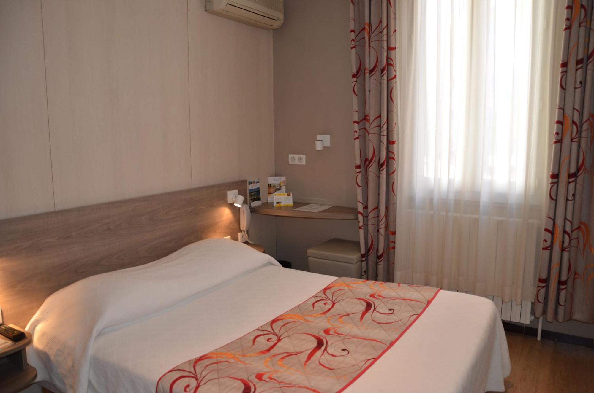 Economy Double Room,1444880896:JPEG