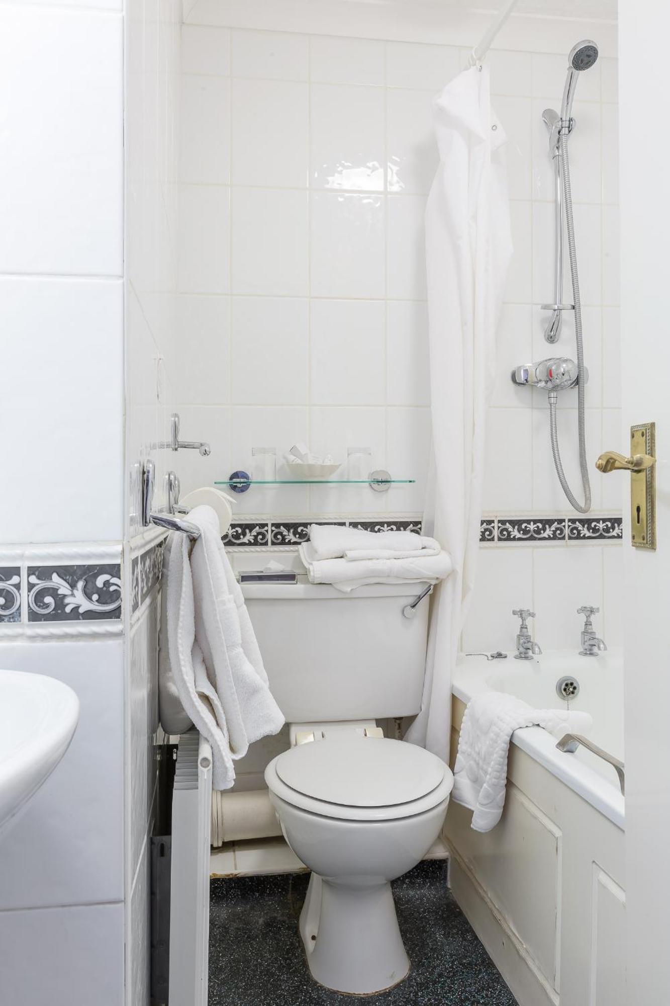 Compact Double Room